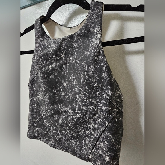 Lululemon Tank - Picture 2 of 6